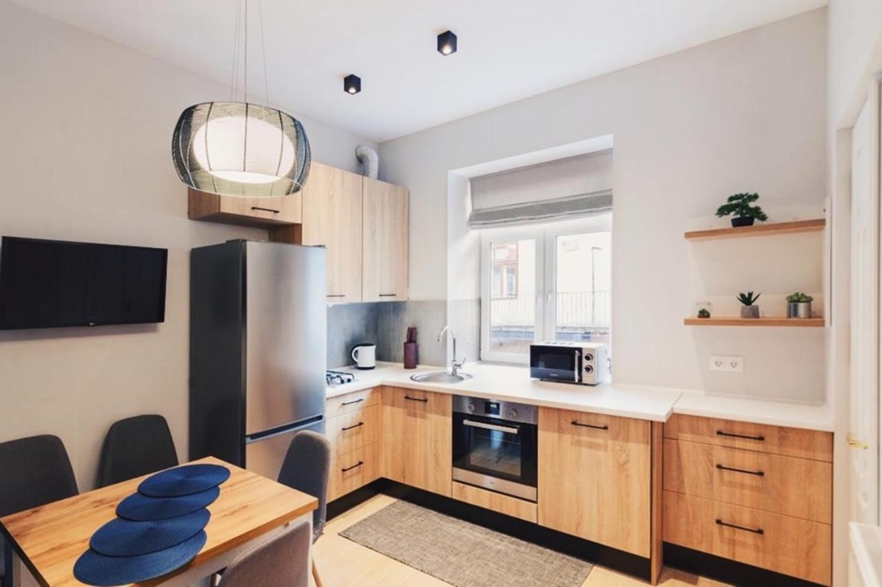 Cozy & New Furnished Flat In Old Town Of Lviv Apartment Exterior photo
